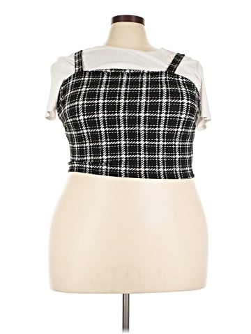 No Boundaries Sleeveless Top (view 1)