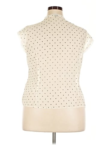 Unbranded Sleeveless Blouse (view 2)