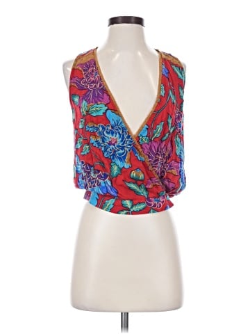 Tiny Sleeveless Blouse (view 1)