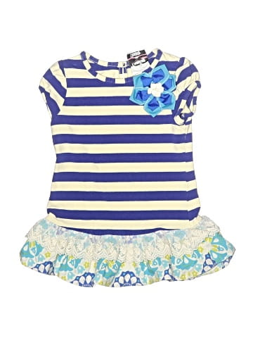 Counting Daisies Short Sleeve Top (view 1)