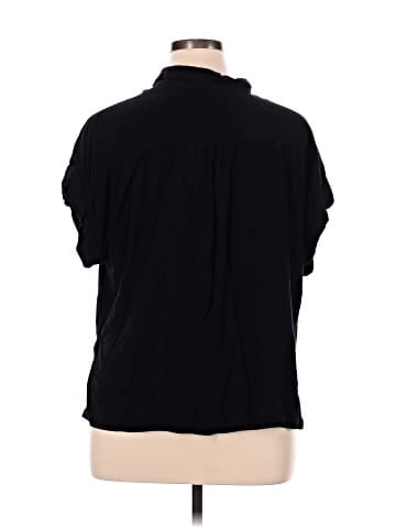 Velvet Heart Short Sleeve Blouse (view 2)