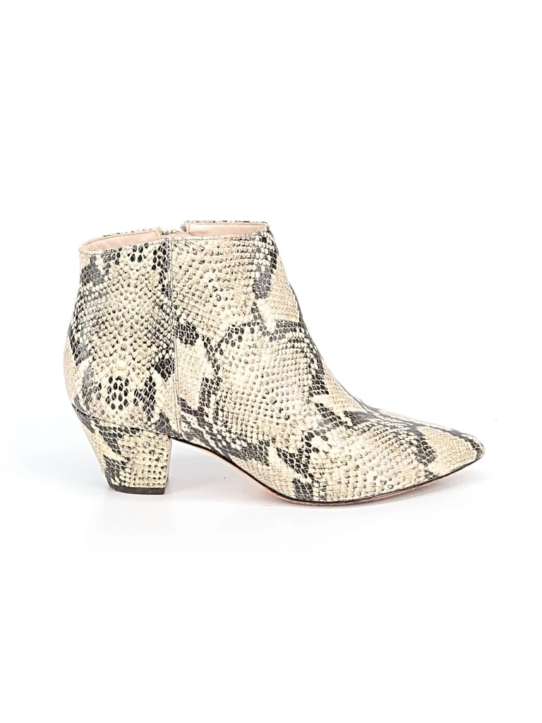 Pre-owned J. Mclaughlin Ankle Boots In Ivory