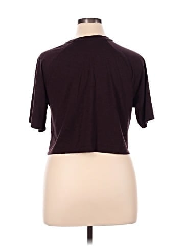 Fabletics Short Sleeve T-Shirt (view 2)