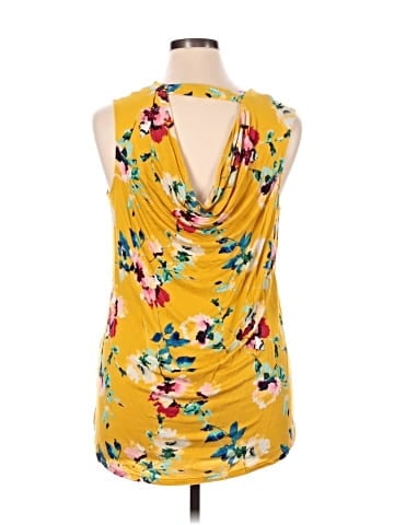 Rose + Olive Sleeveless Blouse (view 2)