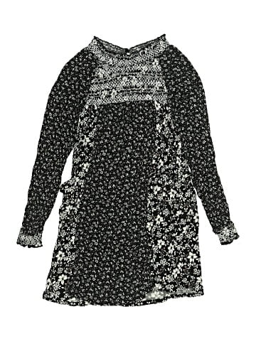 Peek... Dress (view 1)