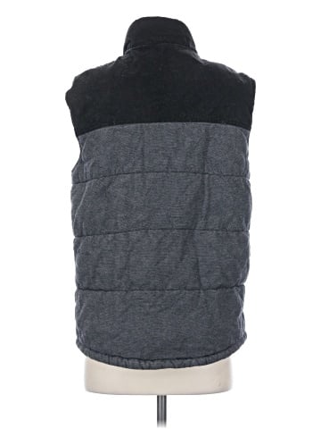 Gap Outlet Vest (view 2)