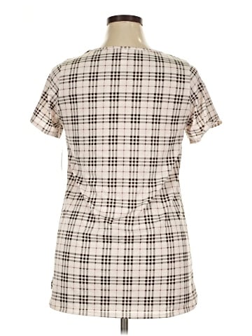 Lularoe Short Sleeve T-Shirt (view 2)