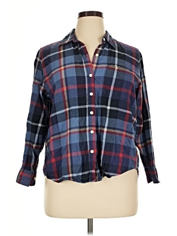 Old Navy Long Sleeve Button-Down Shirt (view 1)