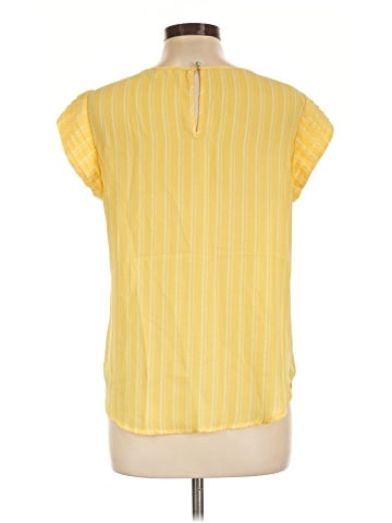 Lily White Short Sleeve Blouse (view 2)