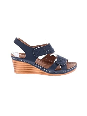 Unbranded Wedges (view 1)