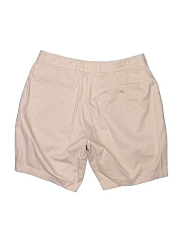 Vince. Khaki Shorts (view 2)