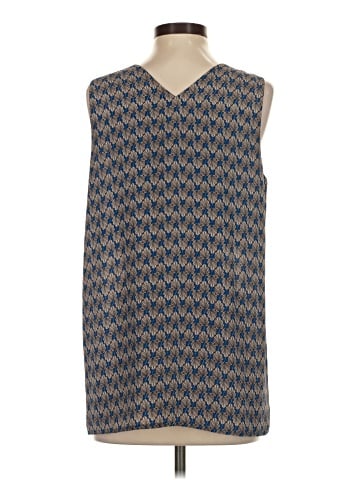 Pleione Tank Top (view 2)