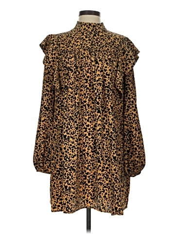 WAYF Casual Dress (view 1)