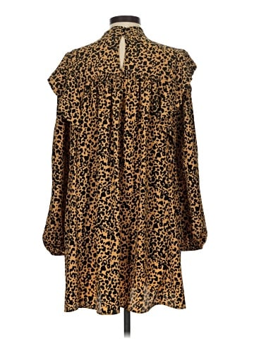 WAYF Casual Dress (view 2)