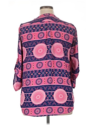 Justify 3/4 Sleeve Blouse (view 2)