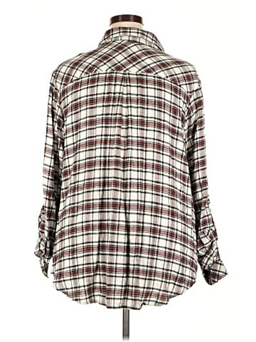 Market and Spruce Long Sleeve Button-Down Shirt (view 2)