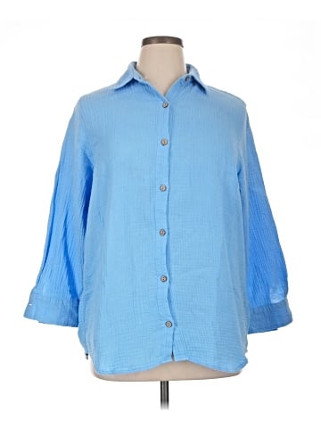 Unbranded 3/4 Sleeve Button-Down Shirt (view 1)