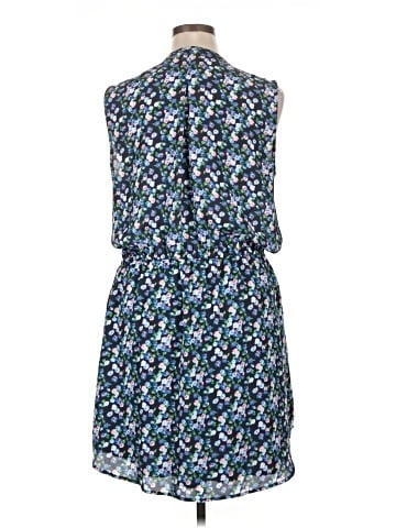 Gap Casual Dress (view 2)