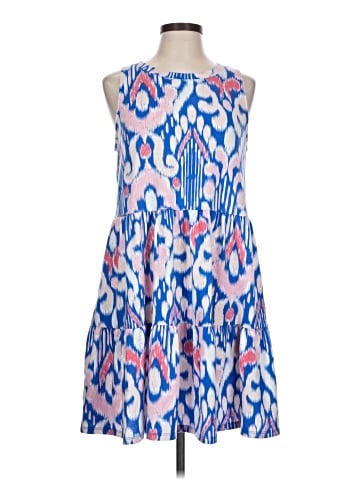 Crown & Ivy Casual Dress (view 1)