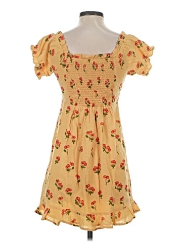 Urban Outfitters Casual Dress (view 2)