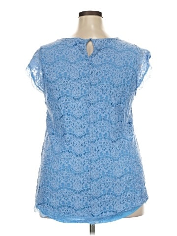 Forgotten Grace Short Sleeve Top (view 2)