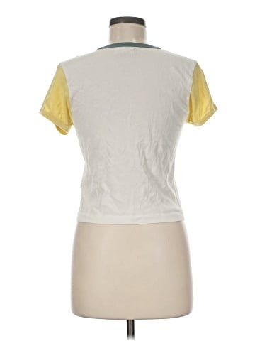 Rivet & Thread Short Sleeve T-Shirt (view 2)