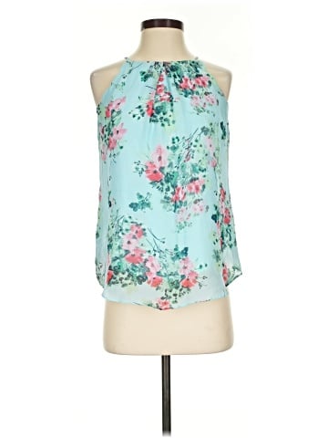 B.wear Sleeveless Blouse (view 1)