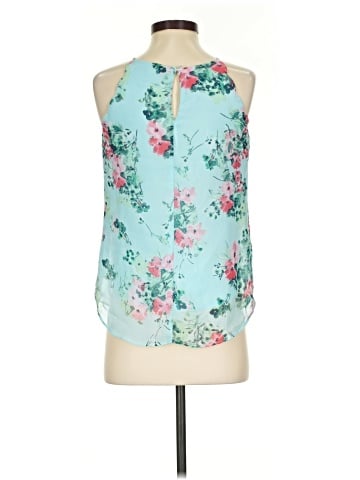 B.wear Sleeveless Blouse (view 2)