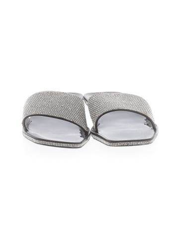 Charlotte Russe Sandals (view 2)