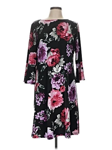 Roz & Ali Casual Dress (view 1)