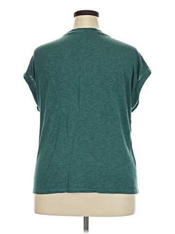 Jessica Simpson Short Sleeve T-Shirt (view 2)