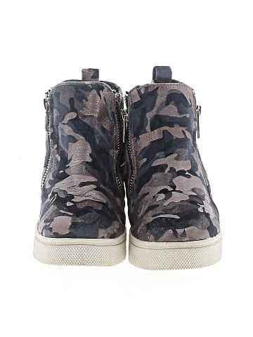 Steve Madden Ankle Boots (view 2)