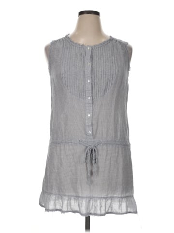 Zara Basic Sleeveless Button-Down Shirt (view 1)