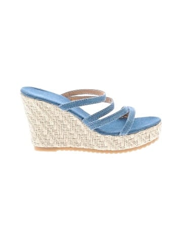 Unbranded Wedges (view 1)