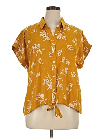 Lily White Short Sleeve Blouse (view 1)
