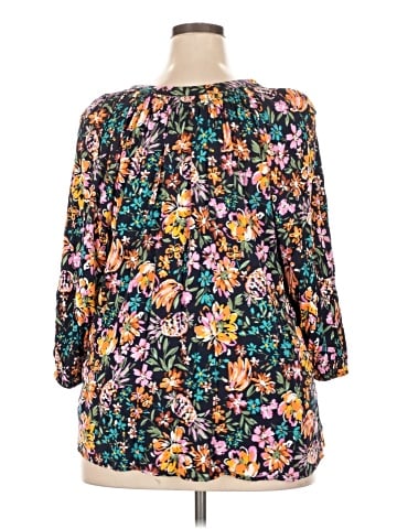 Crown & Ivy 3/4 Sleeve Blouse (view 2)