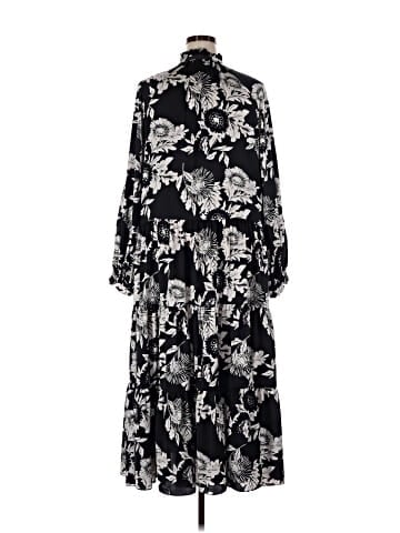 Banana Republic Factory Store Casual Dress (view 2)