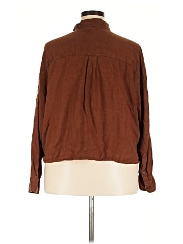 Old Navy Long Sleeve Button-Down Shirt (view 2)