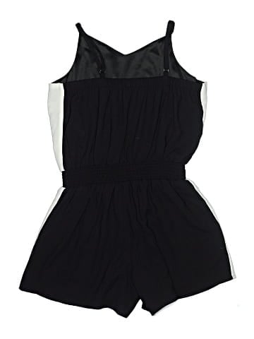 Habitual Dress (view 2)