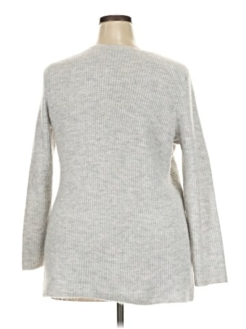 Liz Claiborne Pullover Sweater (view 2)