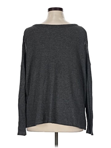 American Eagle Outfitters Pullover Sweater (view 2)