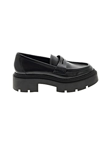 Zara Flats (view 1)
