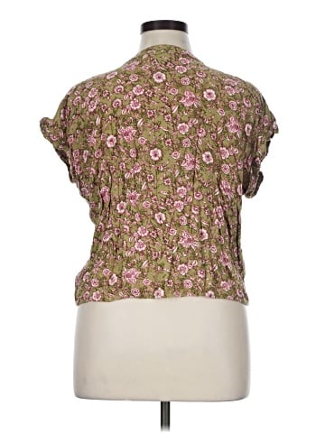 Jessica Simpson Short Sleeve Blouse (view 2)