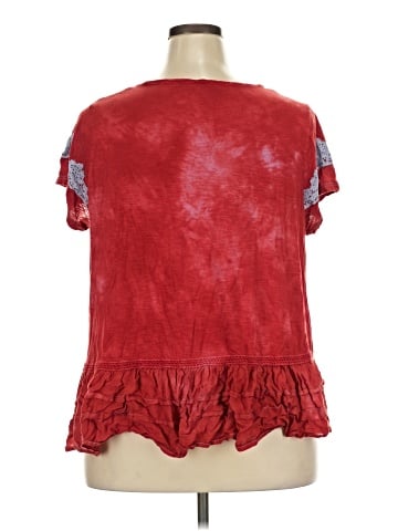 Crown & Ivy Short Sleeve Top (view 2)