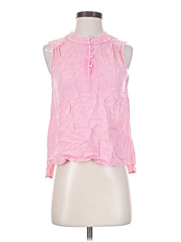 Fate Sleeveless Blouse (view 1)