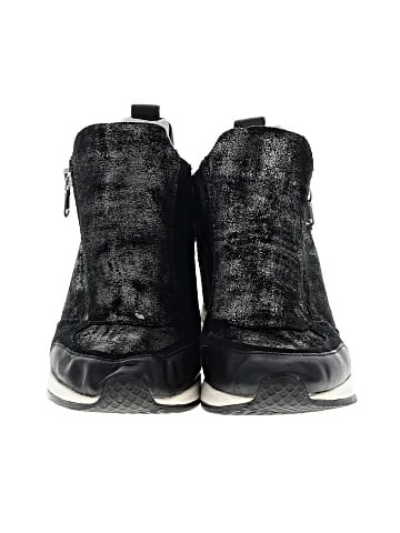Geox Respira Ankle Boots (view 2)