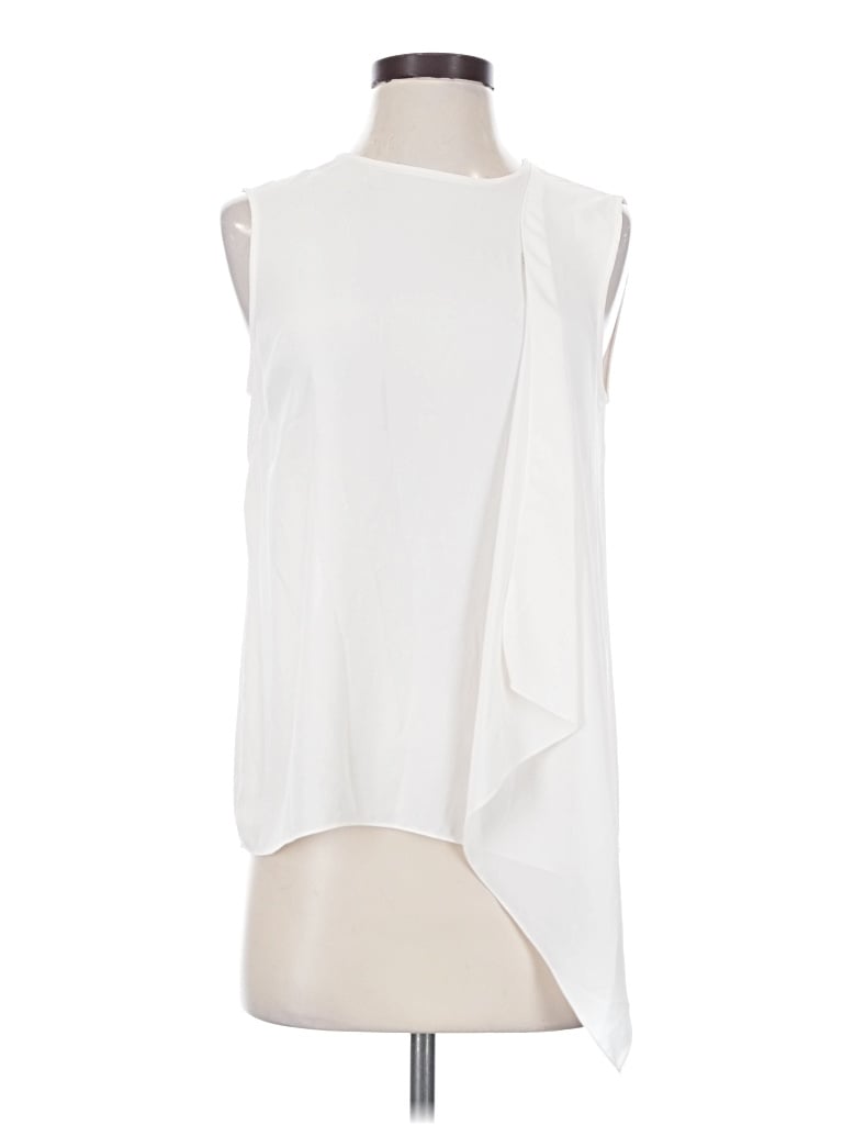 Pre-owned Bcbgmaxazria Sleeveless T-shirt In Ivory