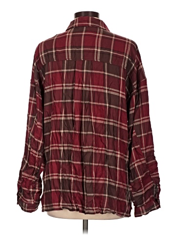 Max Studio Long Sleeve Button-Down Shirt (view 2)