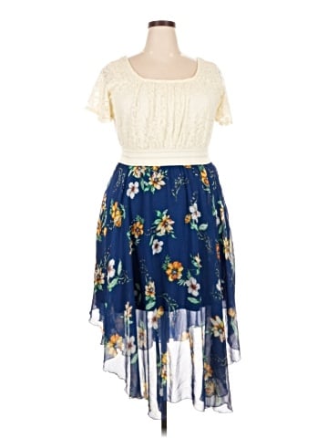 Liberty Love Casual Dress (view 1)