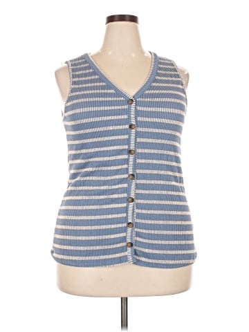 Gilli Sleeveless Top (view 1)